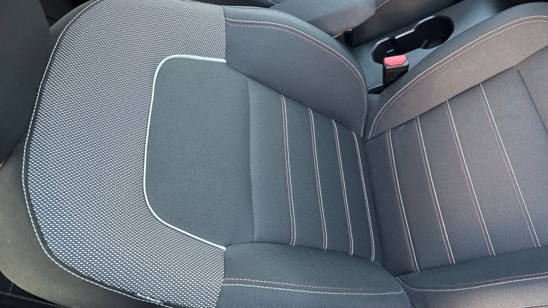 Dacia Jogger 1.0 TCe Extreme SE 5dr Petrol Estate